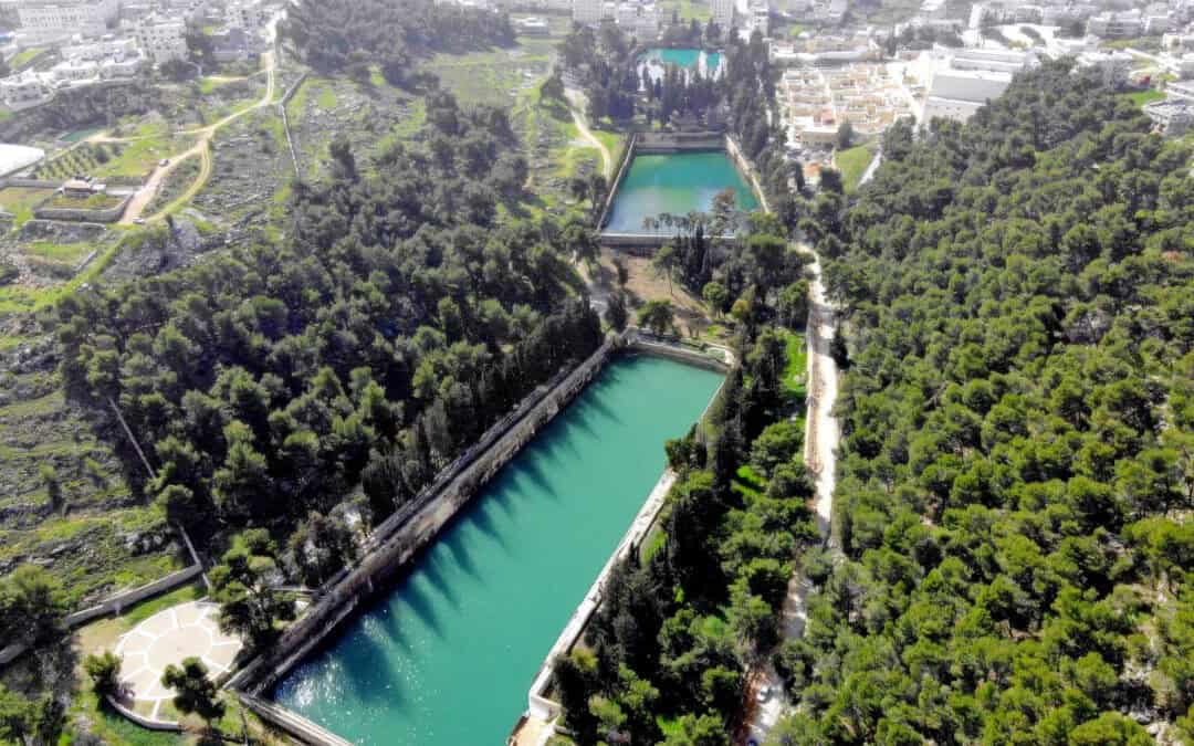 מרכז מבקרים בריכות שלמה